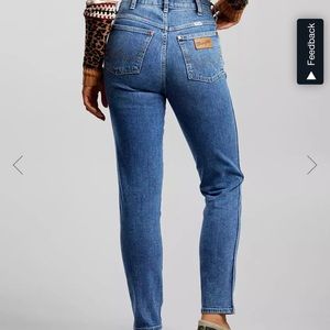 Wrangler Whimsy High Rise Slim Stretch Jean